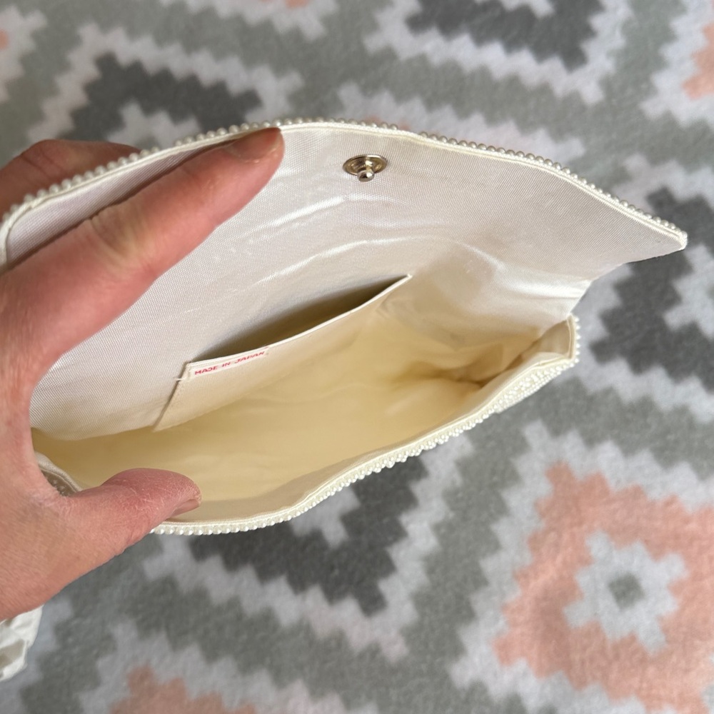Japan Elegant Cream Beaded Clutch Wallet - Picture 6 of 9